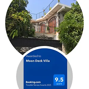 Moon Deck فندق مبيت وإفطار كاتوناياكى